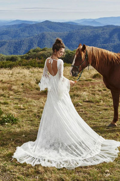  кружевное свадебное платье со шлейфом
