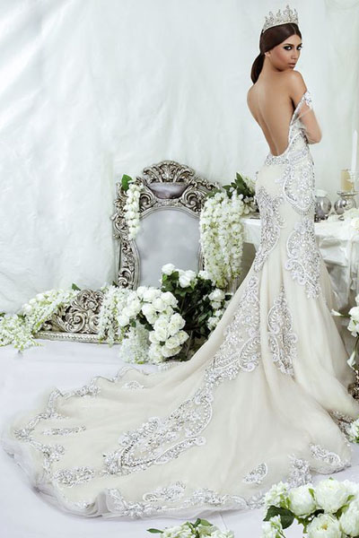 свадебное платье со шлейфом фото
